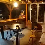 Au Bord De L'eau 4*